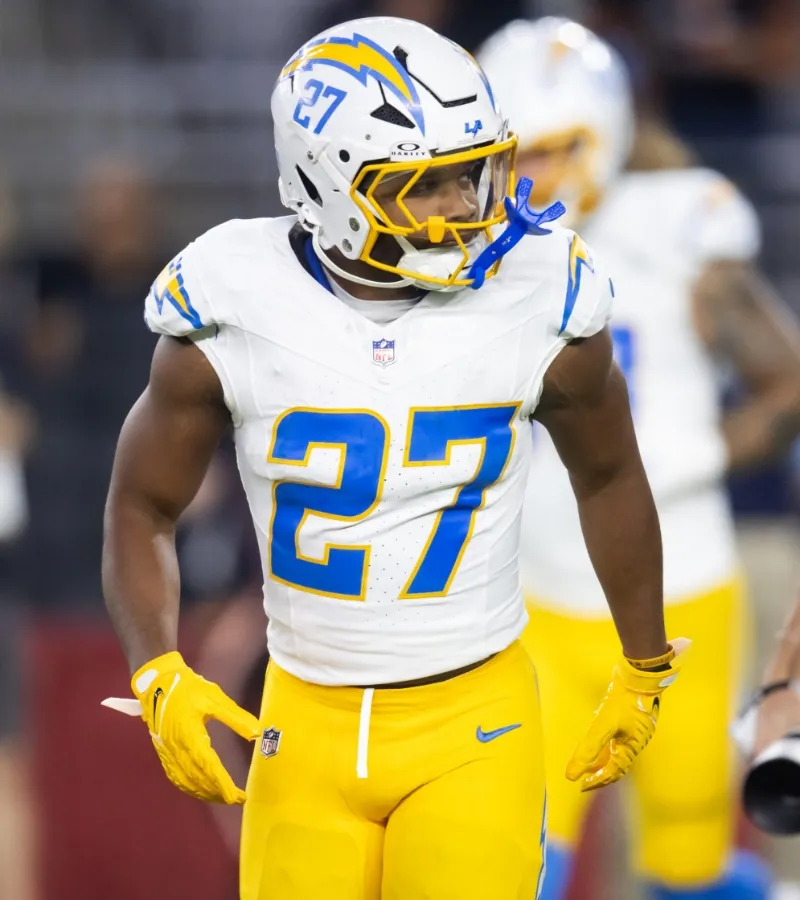 Raiders Could Be Landing Spot for Ex-Chargers & Ravens RB