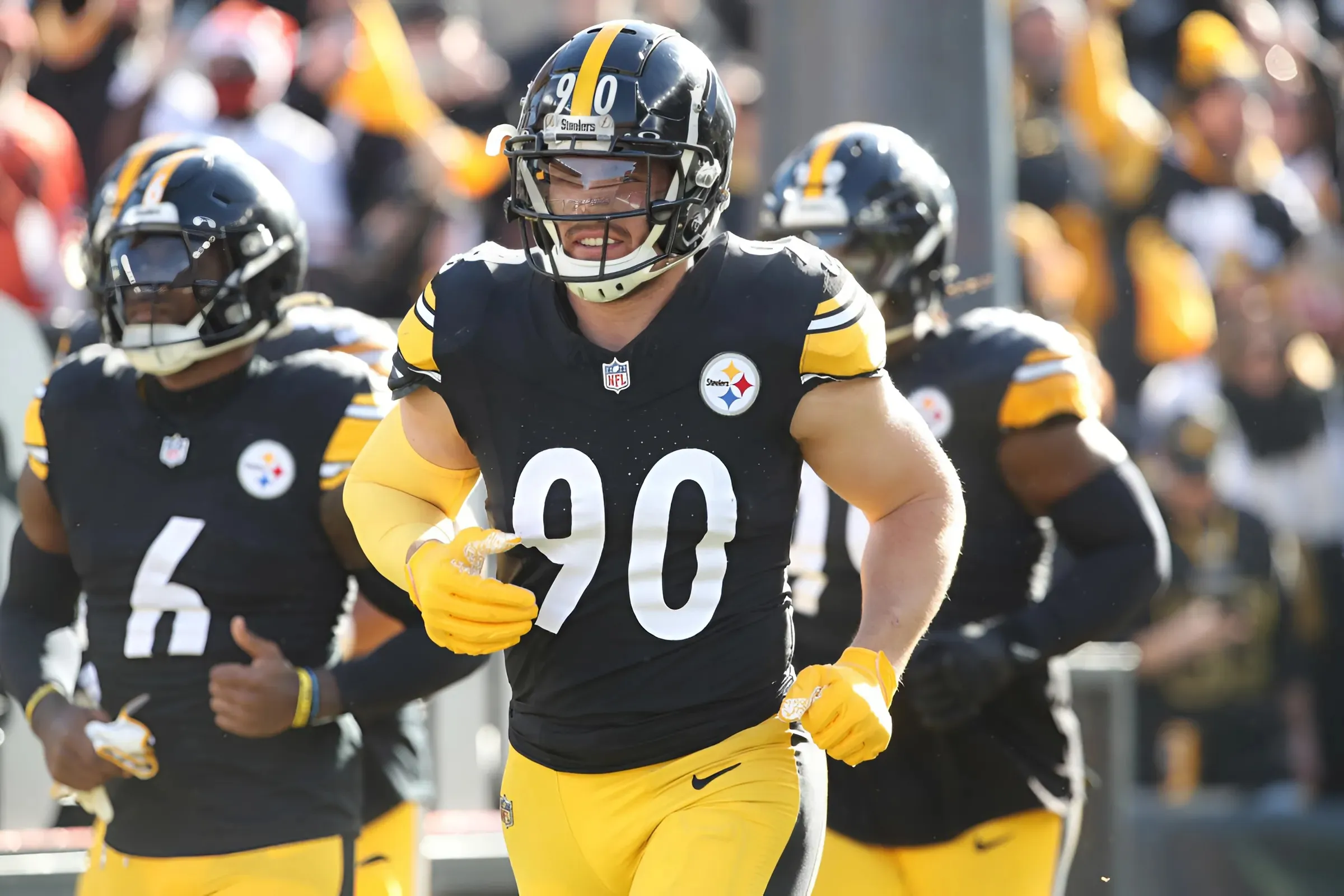 Steelers’ TJ Watt Gets Contract Update After Myles Garrett’s Browns Decision