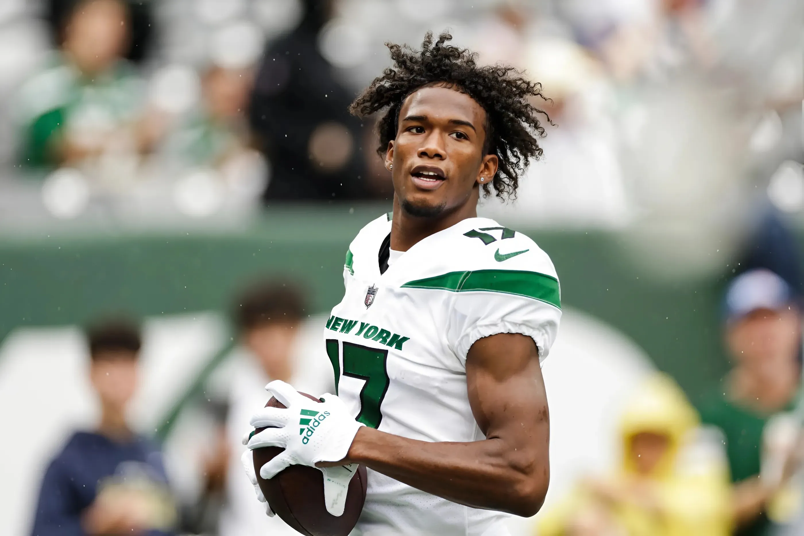 Jets in Talks With Garrett Wilson on New Deal: ‘Jet for Life’