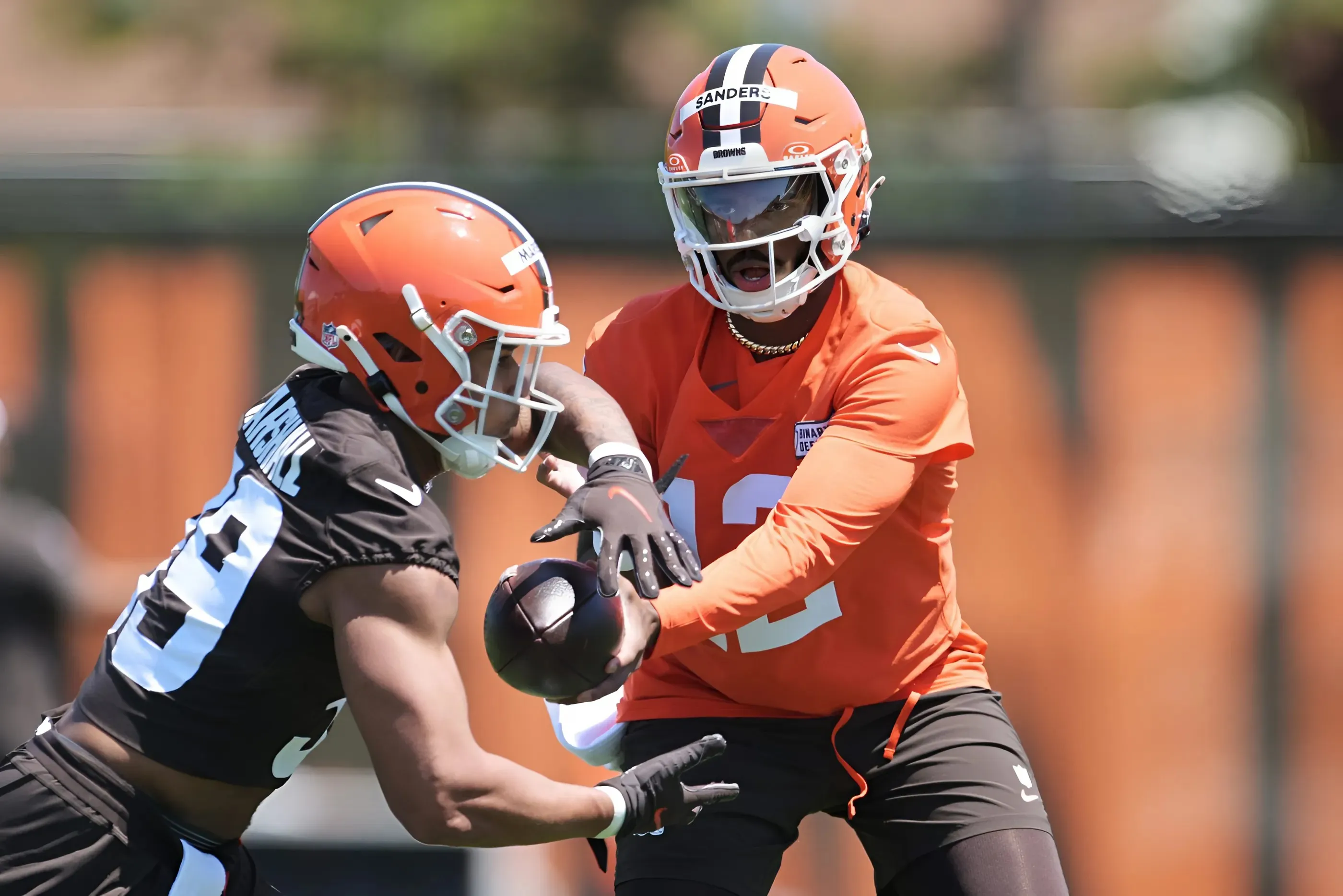 Can Browns' QB room continue to get along amid four-way competition?