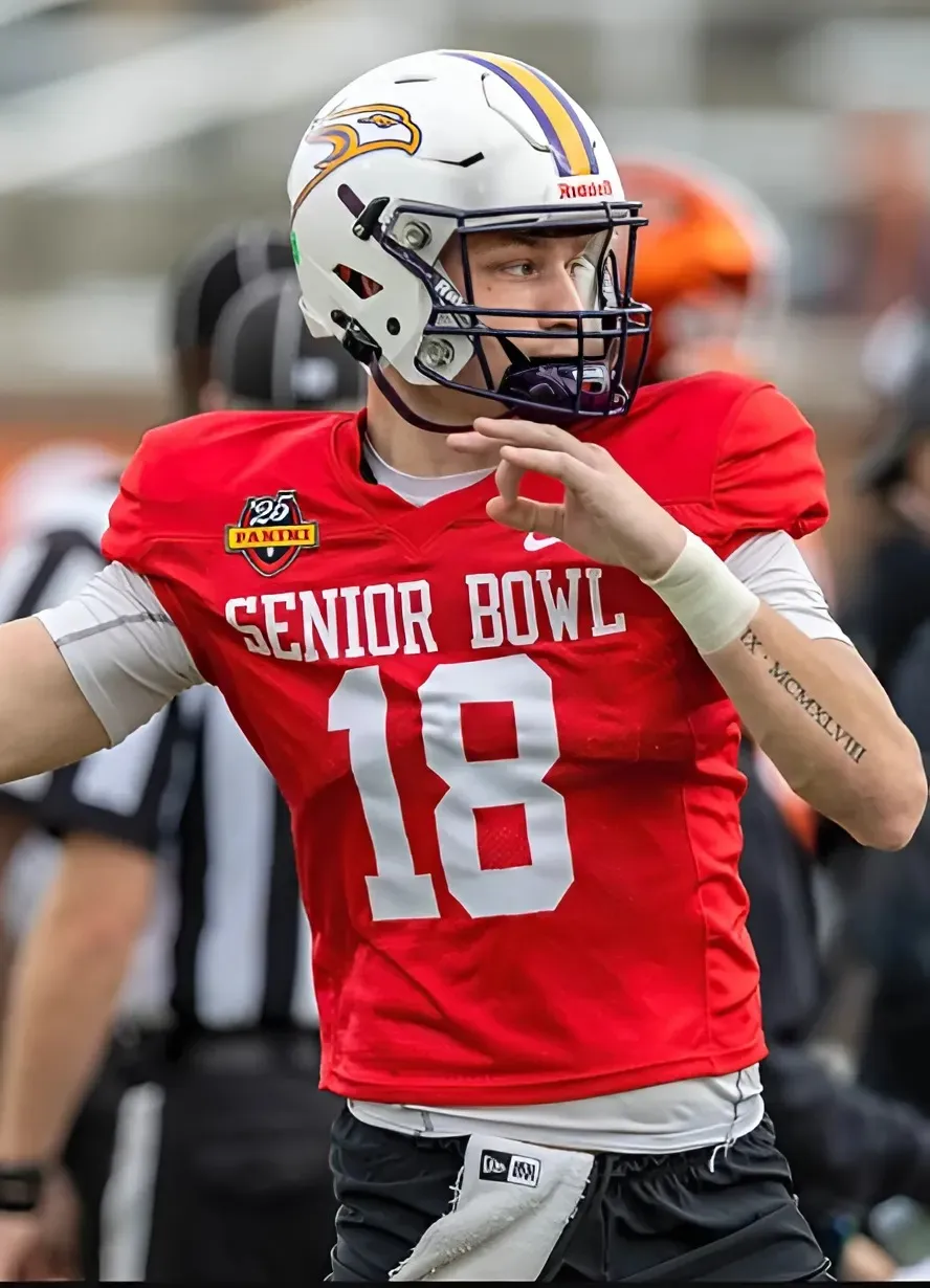 Packers Made a Smart Move by Signing QB Taylor Elgersma