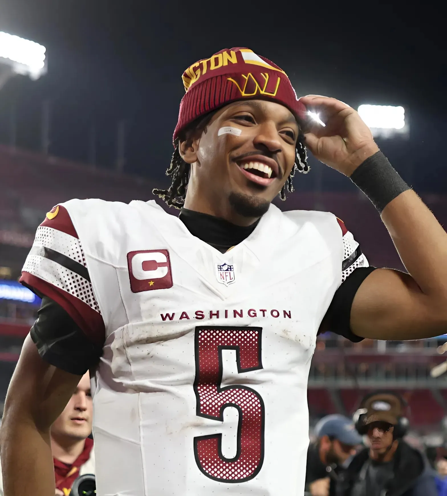Commanders’ Jayden Daniels Ranked Higher Than Hurts, Dak & Caleb in Shocking QB List!