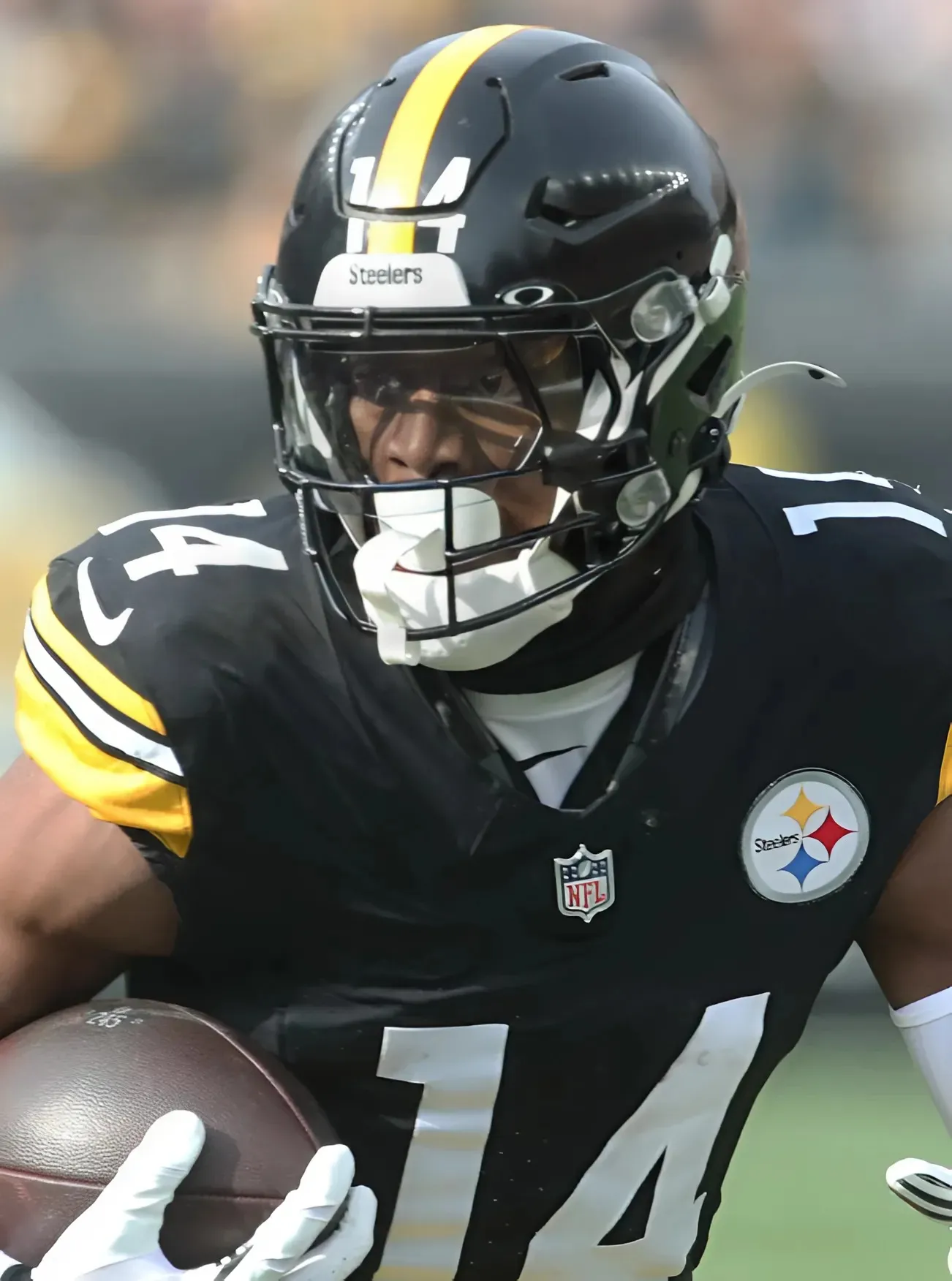 George Pickens Can’t Stop Smiling in Dallas—CeeDee Lamb Hints Steelers Exit Was Long Overdue