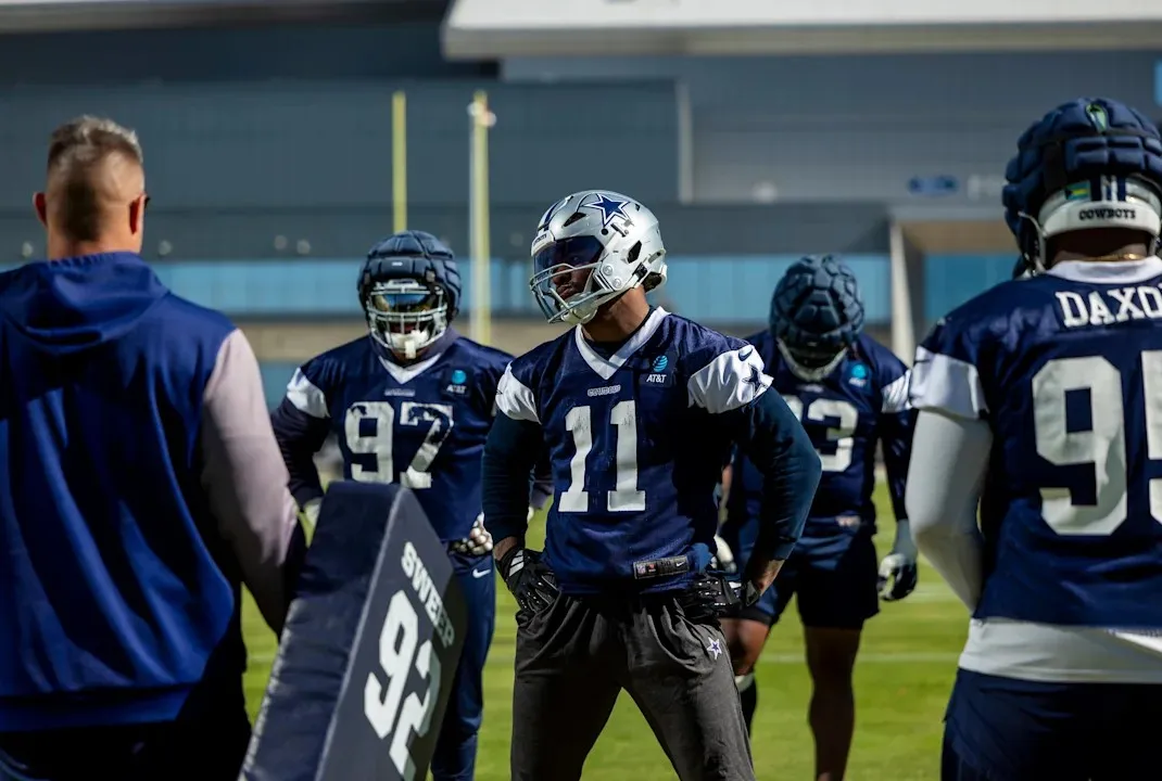 Cowboys’ Parsons Claps Back At Former NFL QB Amid Front Seven Concerns