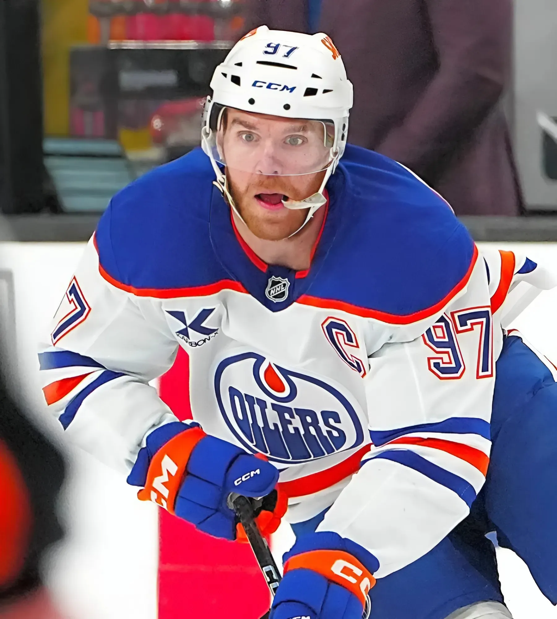 Insider Says Oilers Have Rival Ready to Pitch Offer to McDavid
