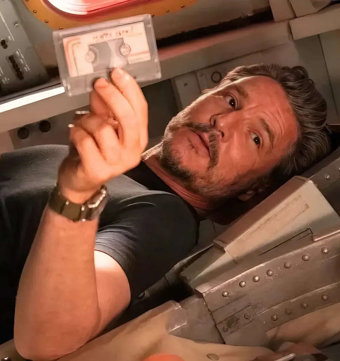 ‘I Saw It and Wanted To Throw the iPad’ Pedro Pascal’s Sister Was Reduced To Tears Over One Joel Scene in The Last of Us