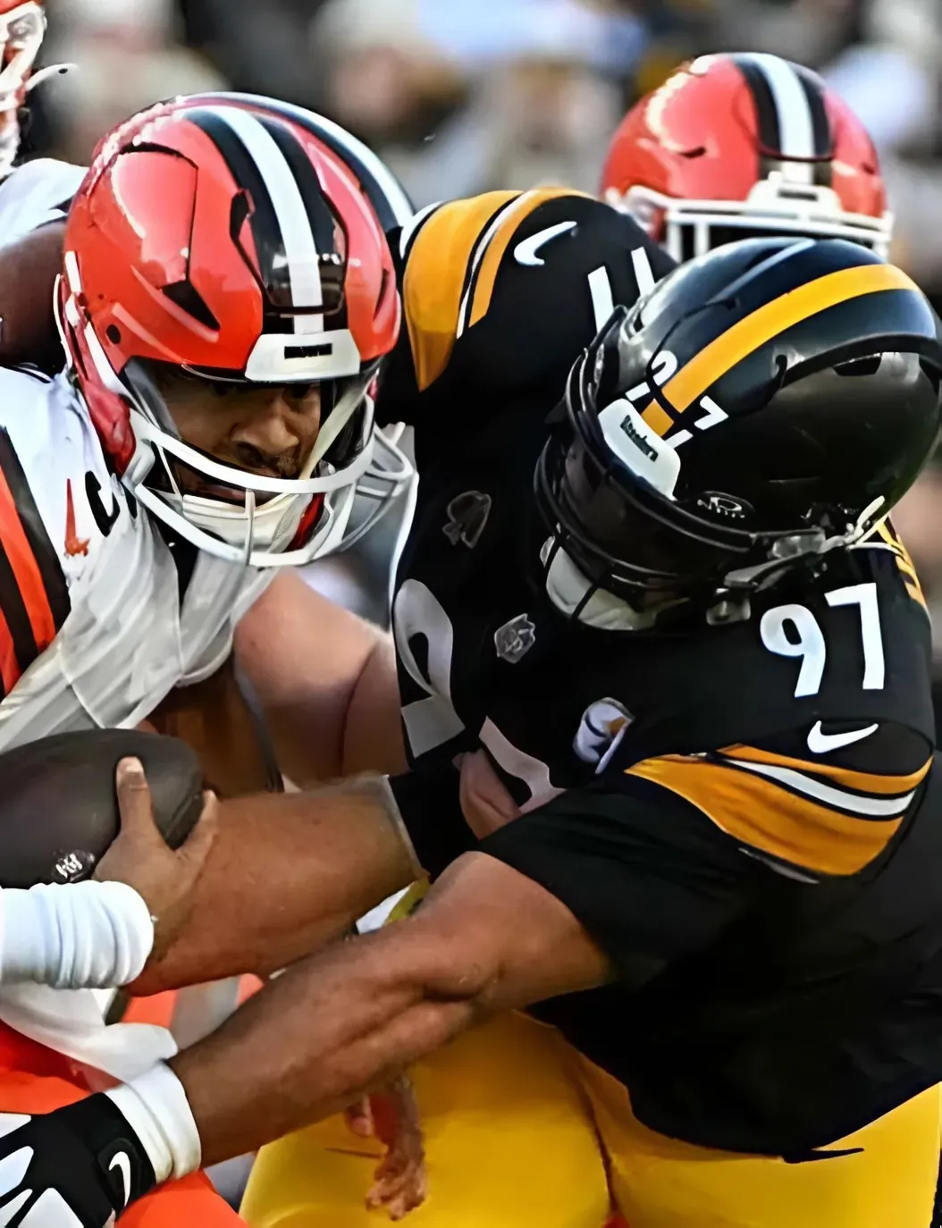 Cameron Heyward Takes Unsolicited Shot at Cleveland Browns