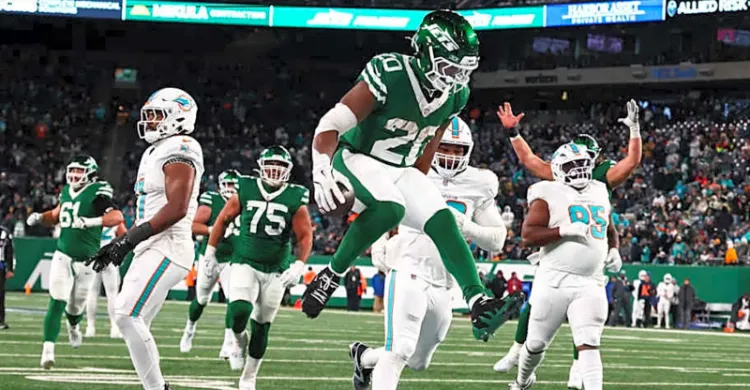 Jets 876-Yard Star At Center Of Massive Trade Rumors