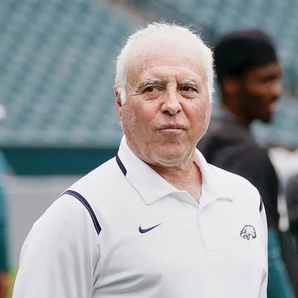 Eagles owner Jeffrey Lurie sparks outrage behind closed NFL doors with bizarre ‘wet dream’ comment while defending controversial ‘Tush Push’ play – prompting furious backlash from league execs - suong