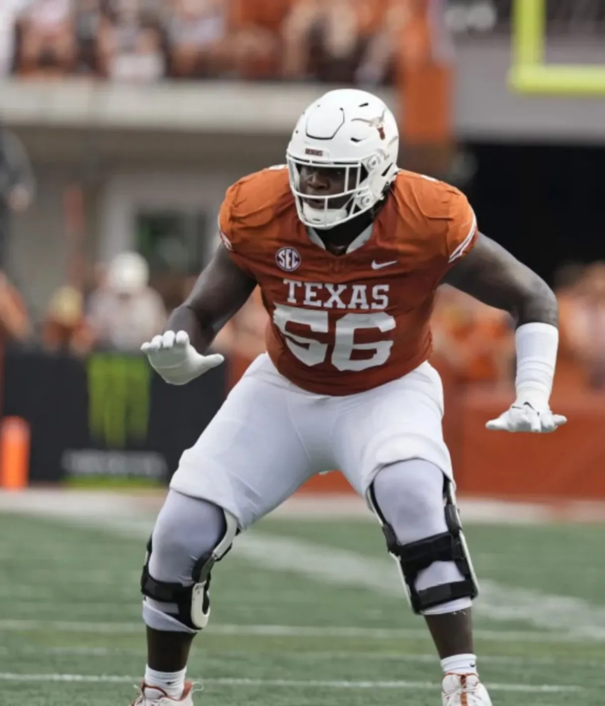 Jordan Mailata Sends Statement Message on Former Texas OT Cameron Williams
