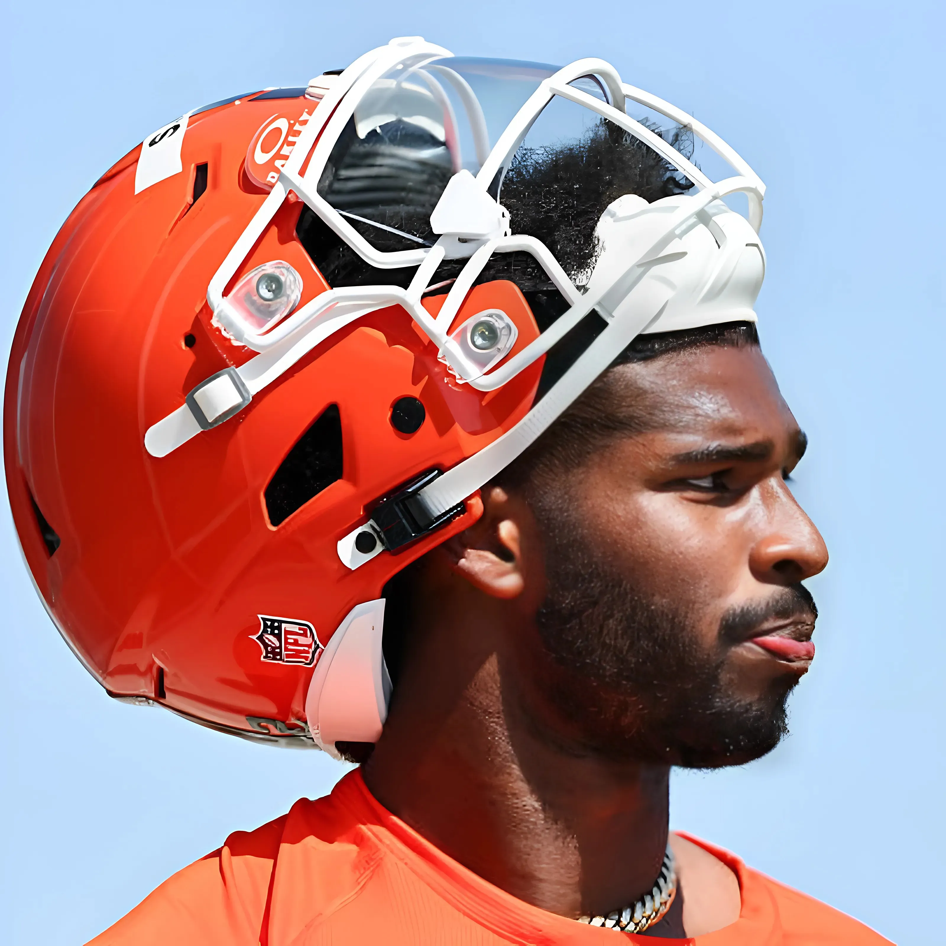 Browns QB Shedeur Sanders Sends Message on Deshaun Watson