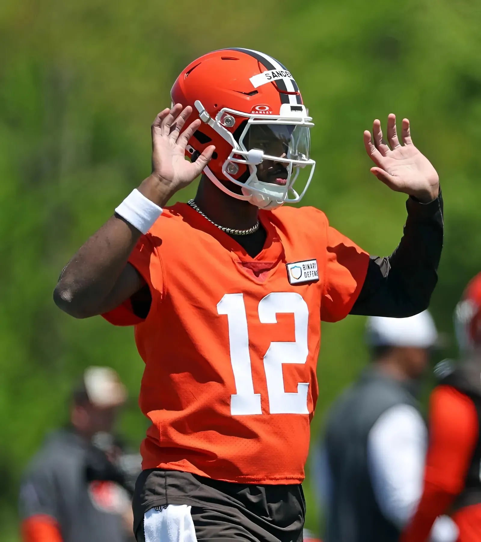 Browns Send Strong Signal Backing Shedeur Sanders