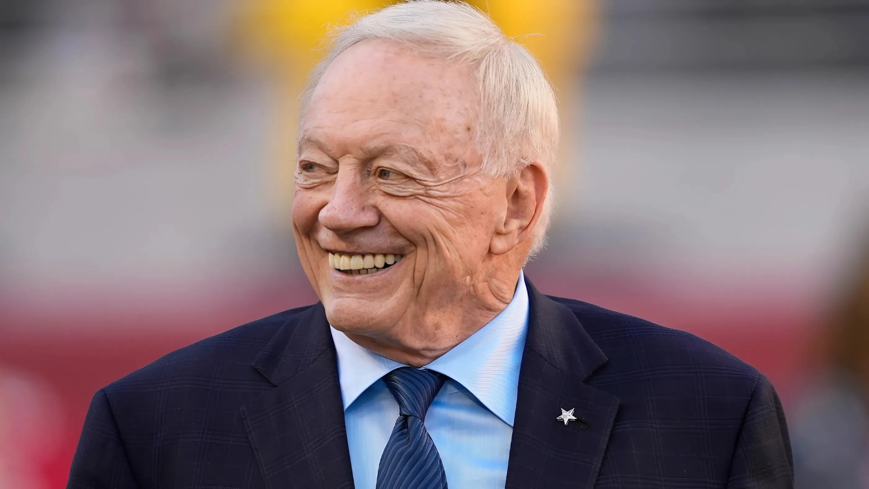 Cowboys legend demands Dallas to sign free agent fans have been begging for