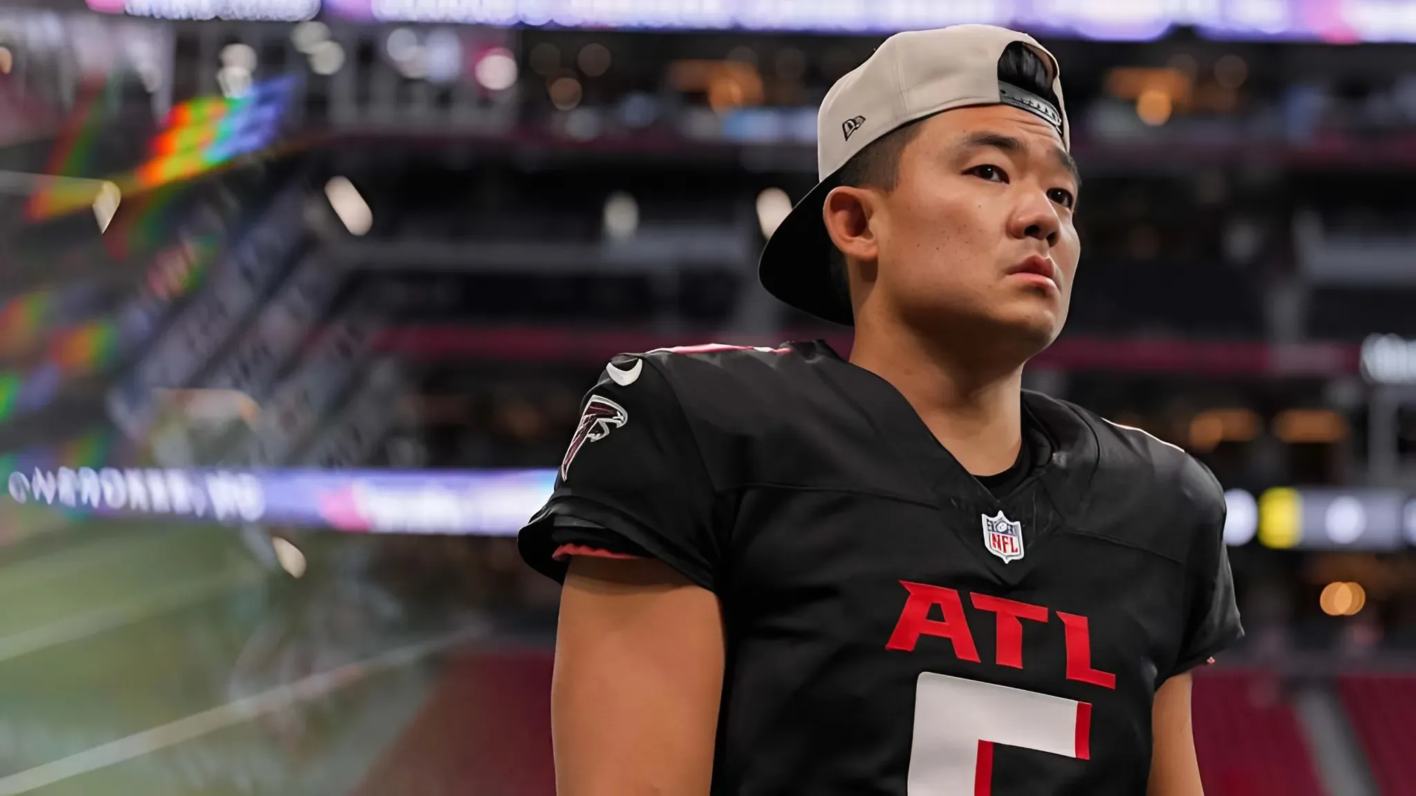 Veteran Falcons starter suddenly fighting for his job Veteran Falcons starter suddenly fighting for his job