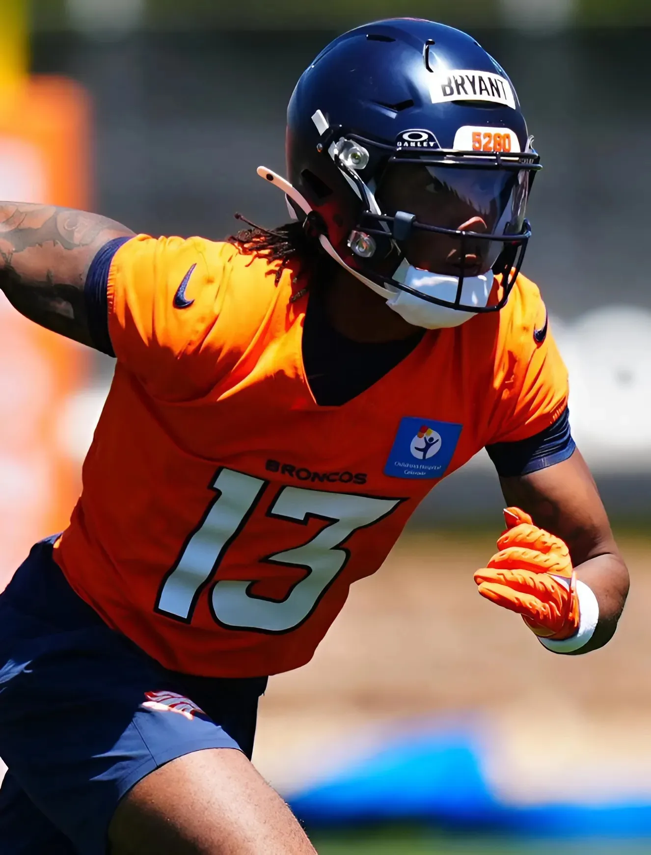 Rookie WR Pat Bryant Stuns First-Rounder Jahdae Barron in Camp Duel – Sends Message to Broncos Nation!