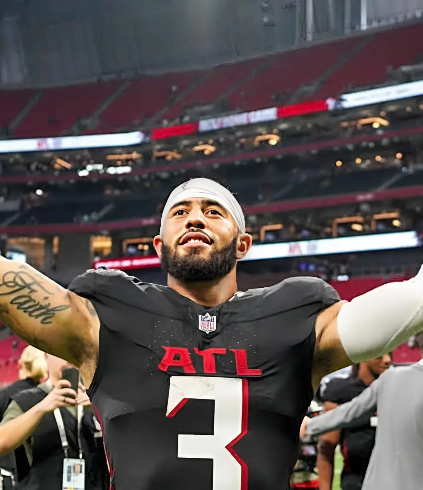 Jeff Ulbrich Reveals Which Atlanta Falcons Defender He's Most Excited to Work With