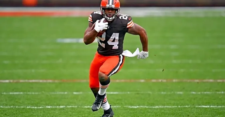 Former Browns rival might help decide Nick Chubb’s next team