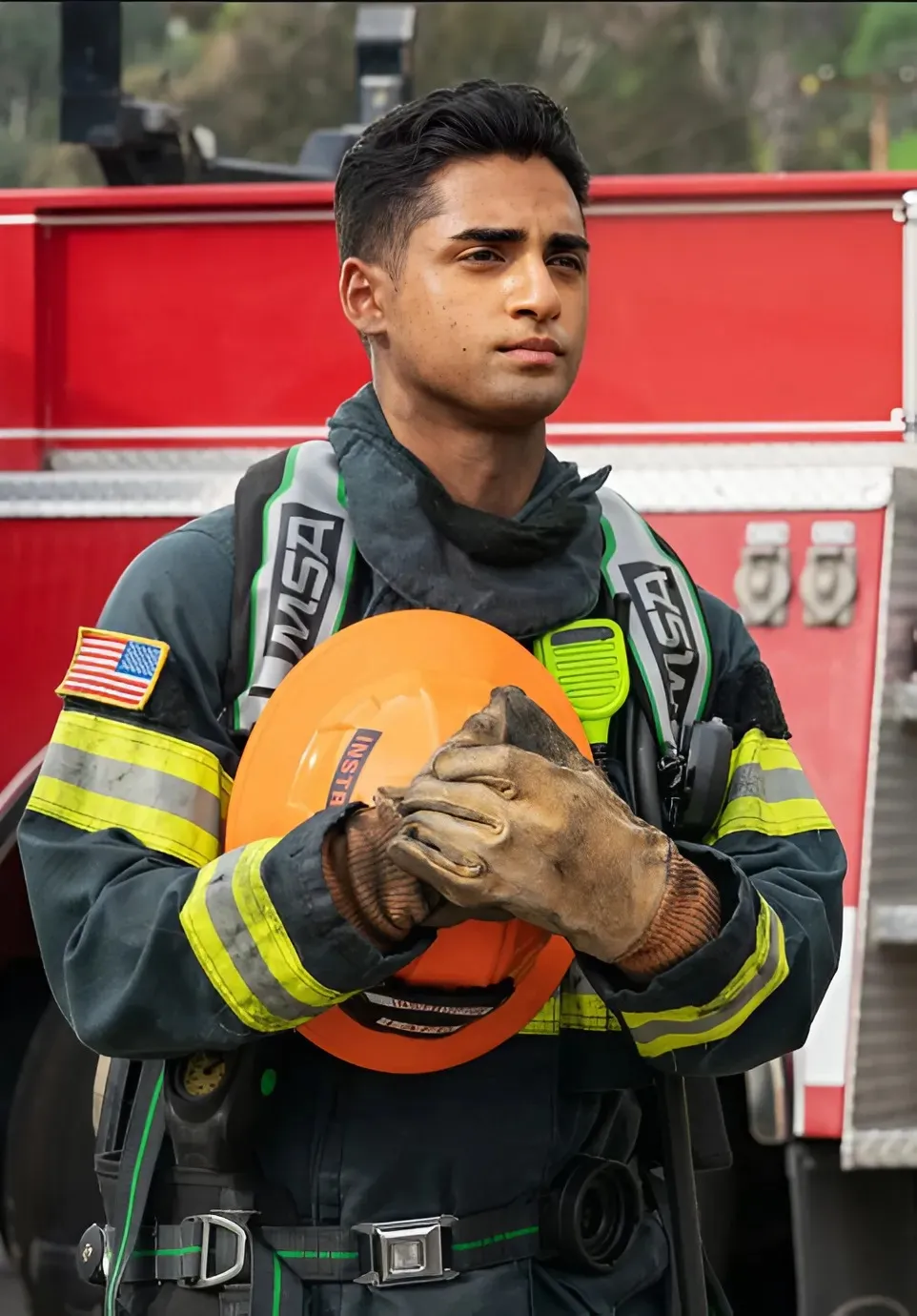 9-1-1 Star Anirudh Pisharody Unpacks "Cathartic" Season 8 Finale Scene & Shares Hopes For "Ravi Begins"