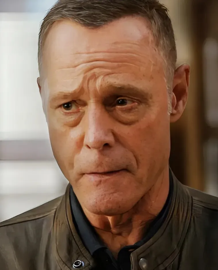 Chapman Is Wrong About Voight In Chicago PD Season 12 Finale