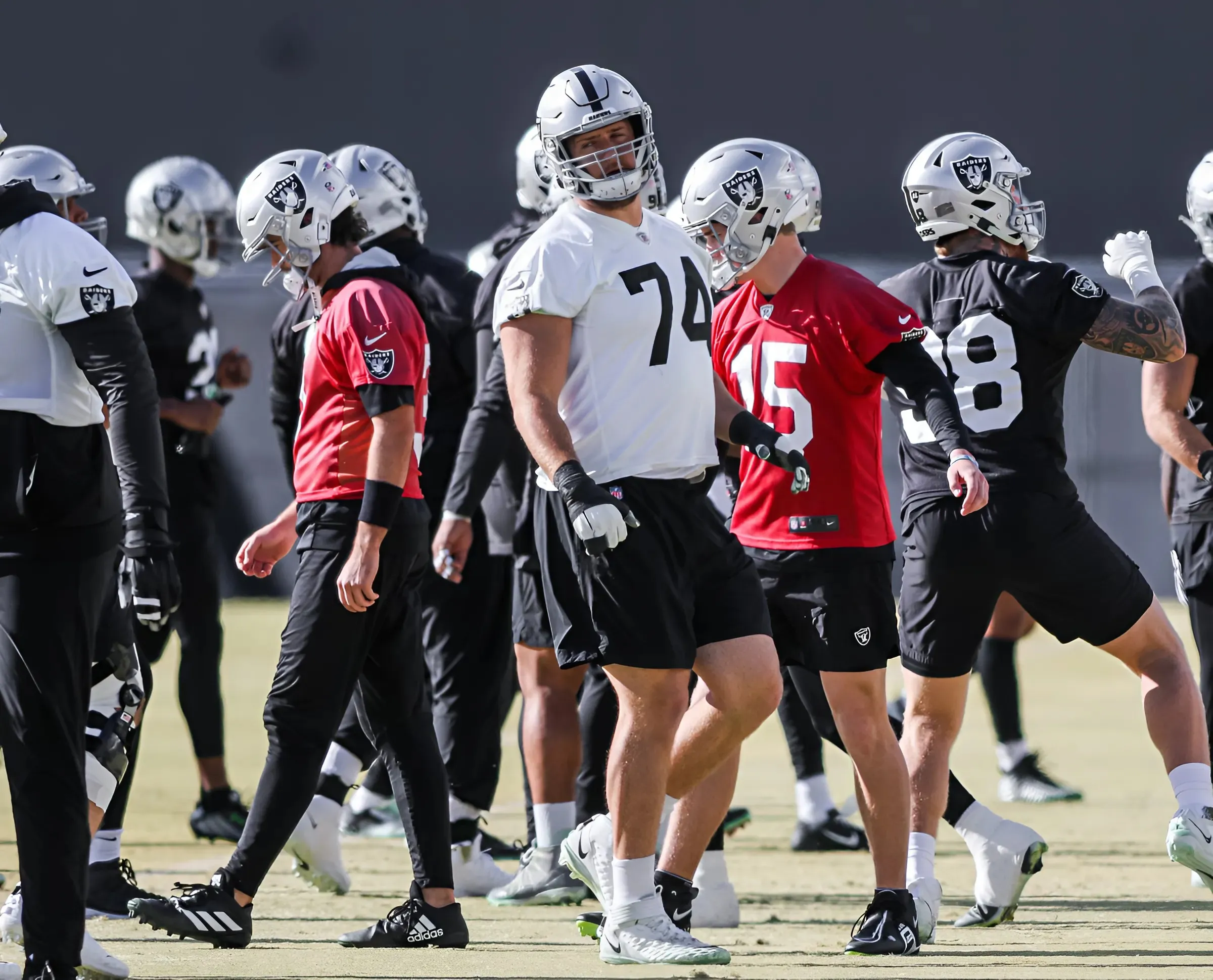 Raiders predicted to give 107-game starter $20 million per year in new deal