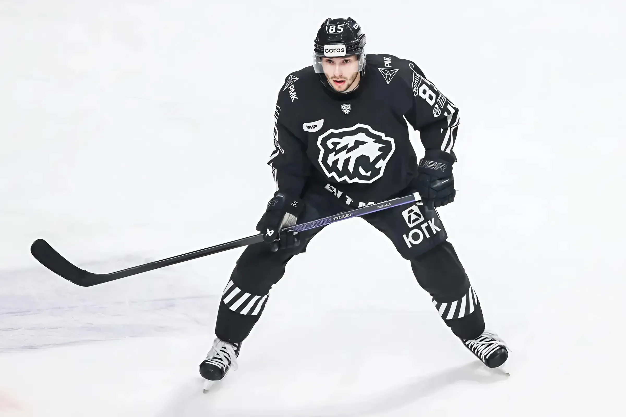Penguins looking at free agent Maxim Shabanov