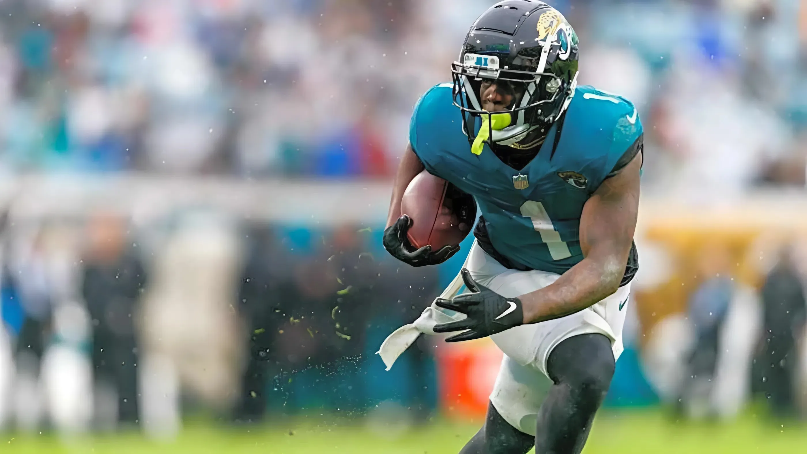 Broncos Could Form 'Stellar' Room by Acquiring Jaguars RB