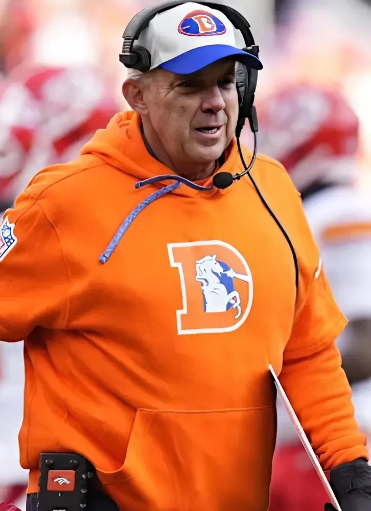 Broncos predicted to win AFC West, beat KC in the playoffs