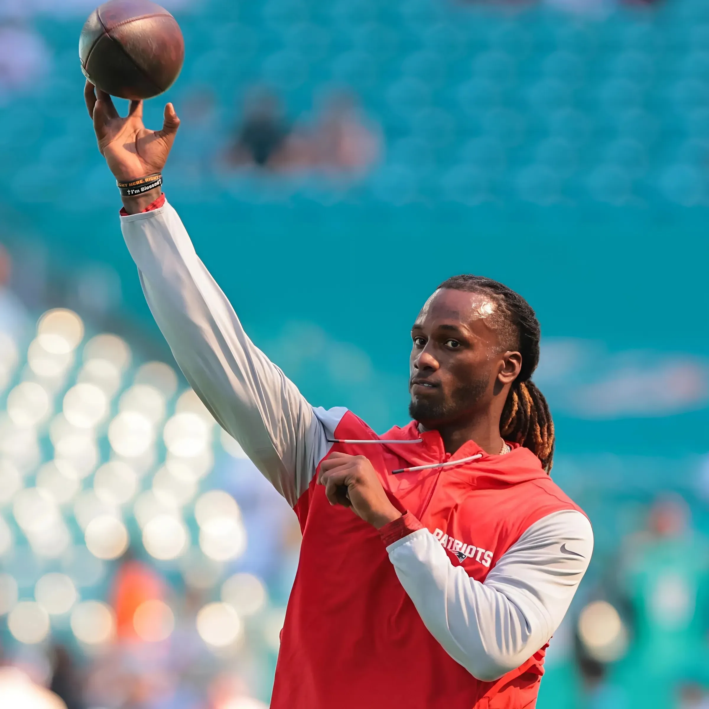 Cowboys Teammates ‘Stunned’ By ‘Freakish Talents’ of New $4.2 Million QB: Report