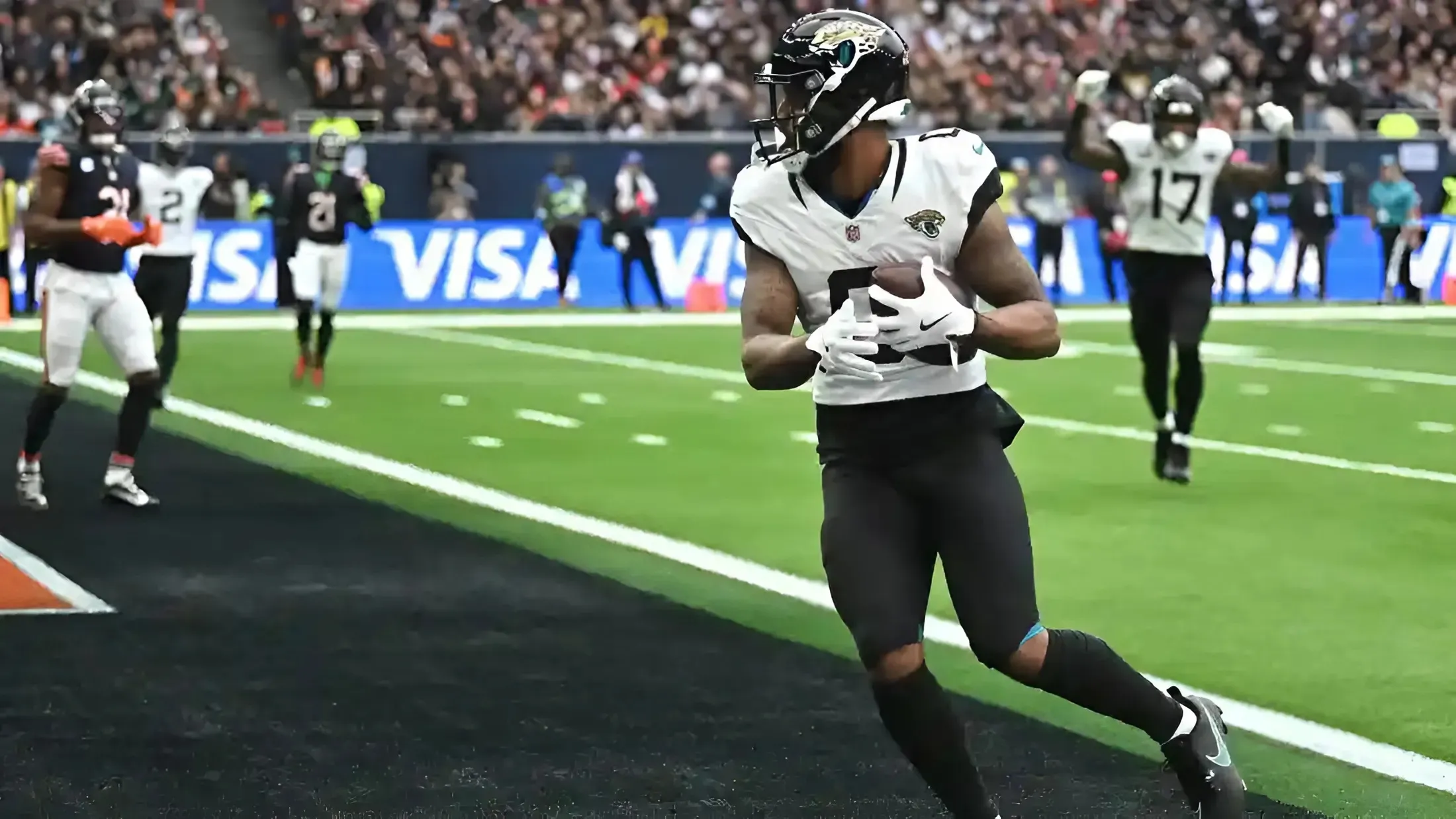 Seahawks Urged to Add Top Red Zone Target to WR Corps