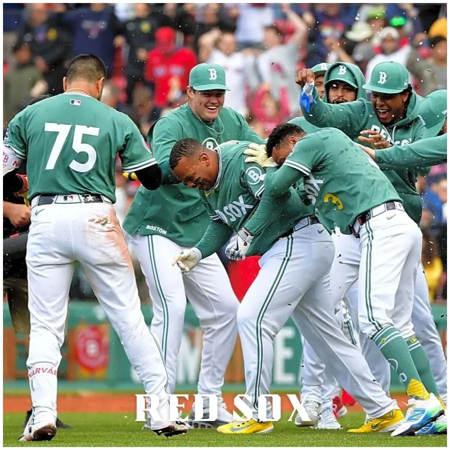 Watch: Rafael Devers stays hot with walk-off hit for Red Sox