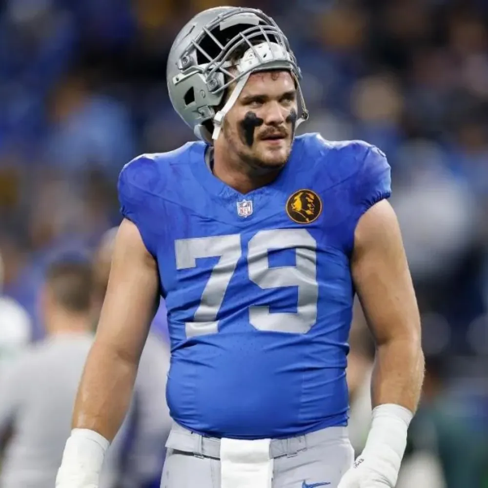 Eagles urged to throw $4M at retired NFL star John Cominsky in desperate bid to fix defensive line crisis - suong