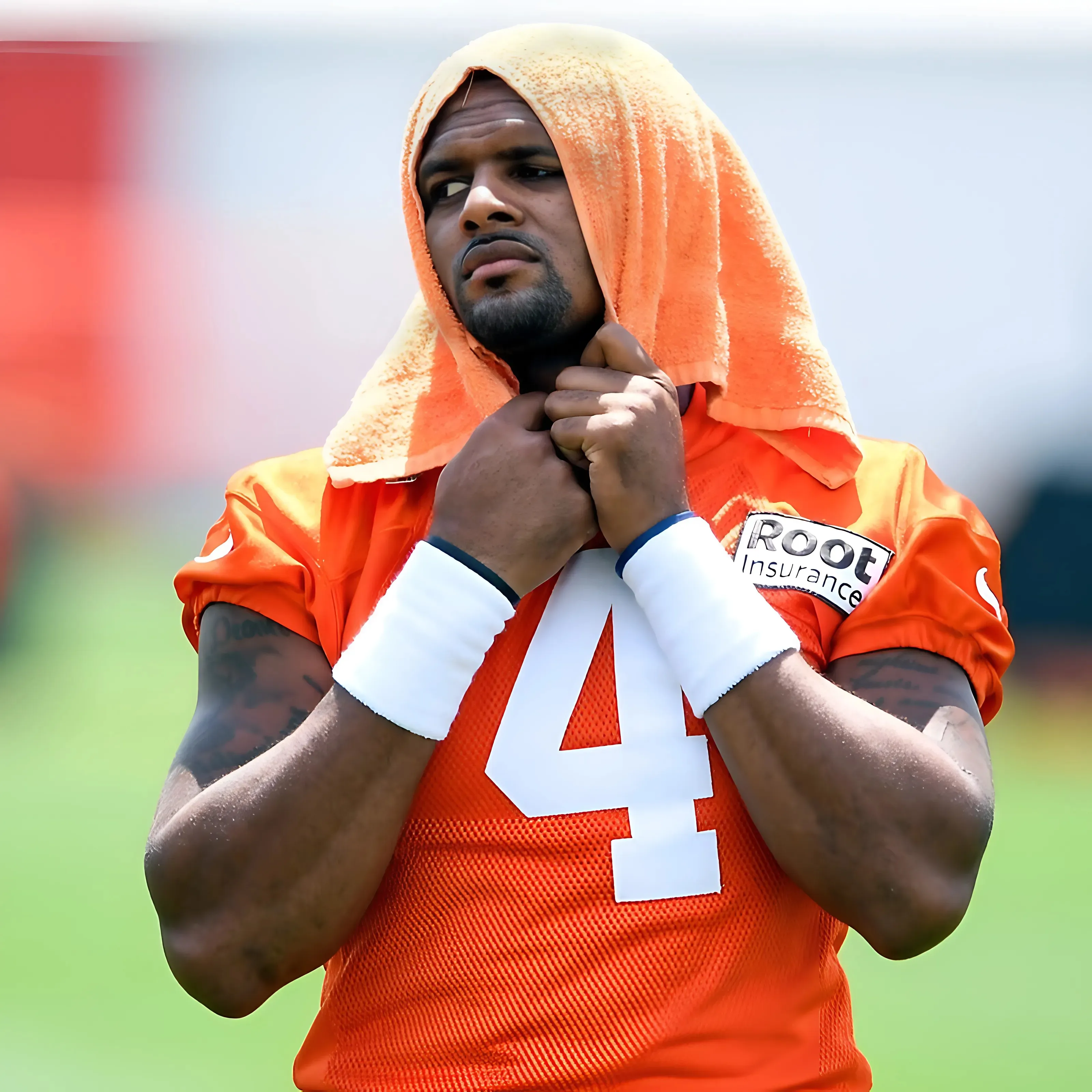 Browns Insider Offers Clarity on Deshaun Watson Retirement Speculation