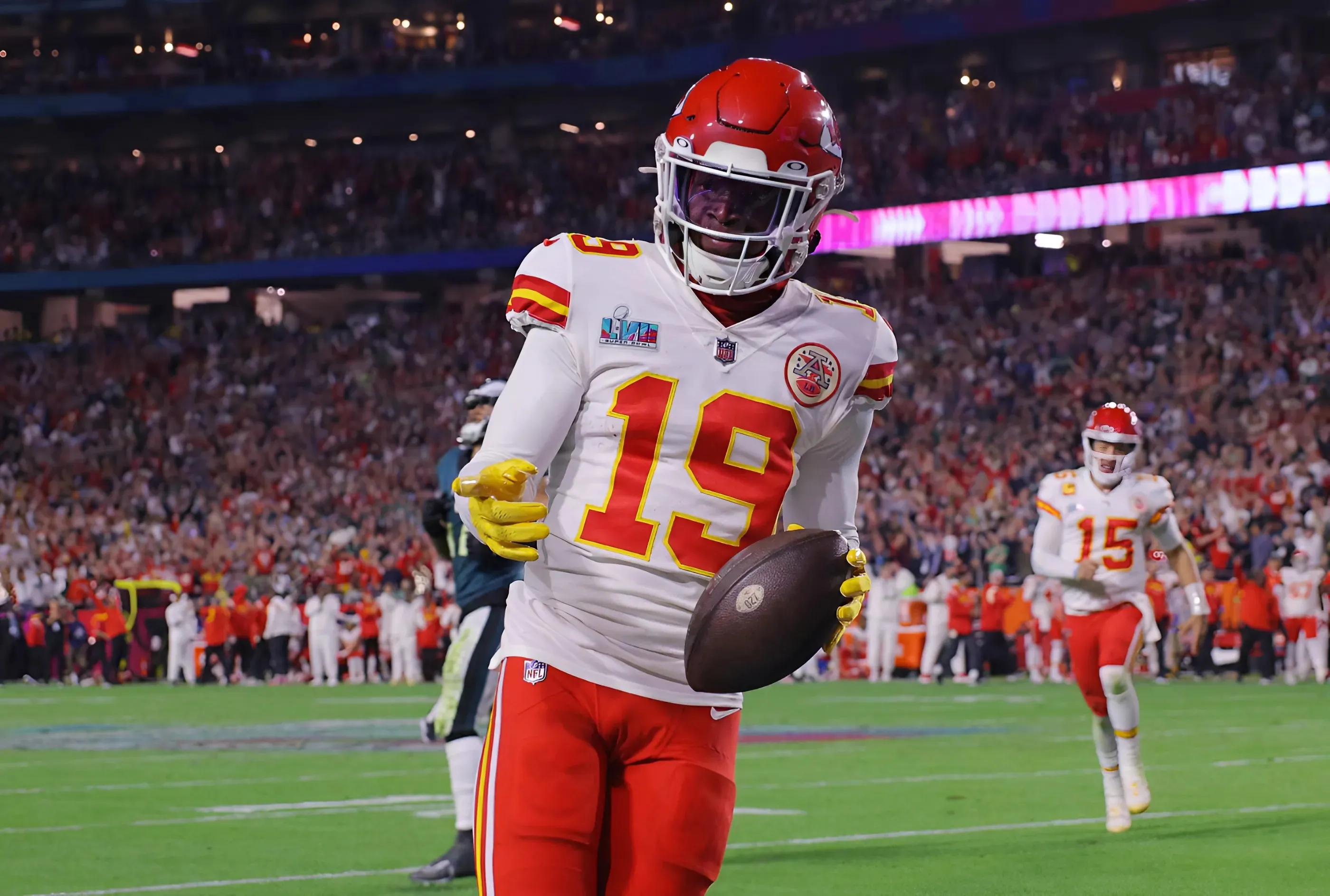 Polarizing Ex-Chiefs WR Sends Strong Message on Patrick Mahomes