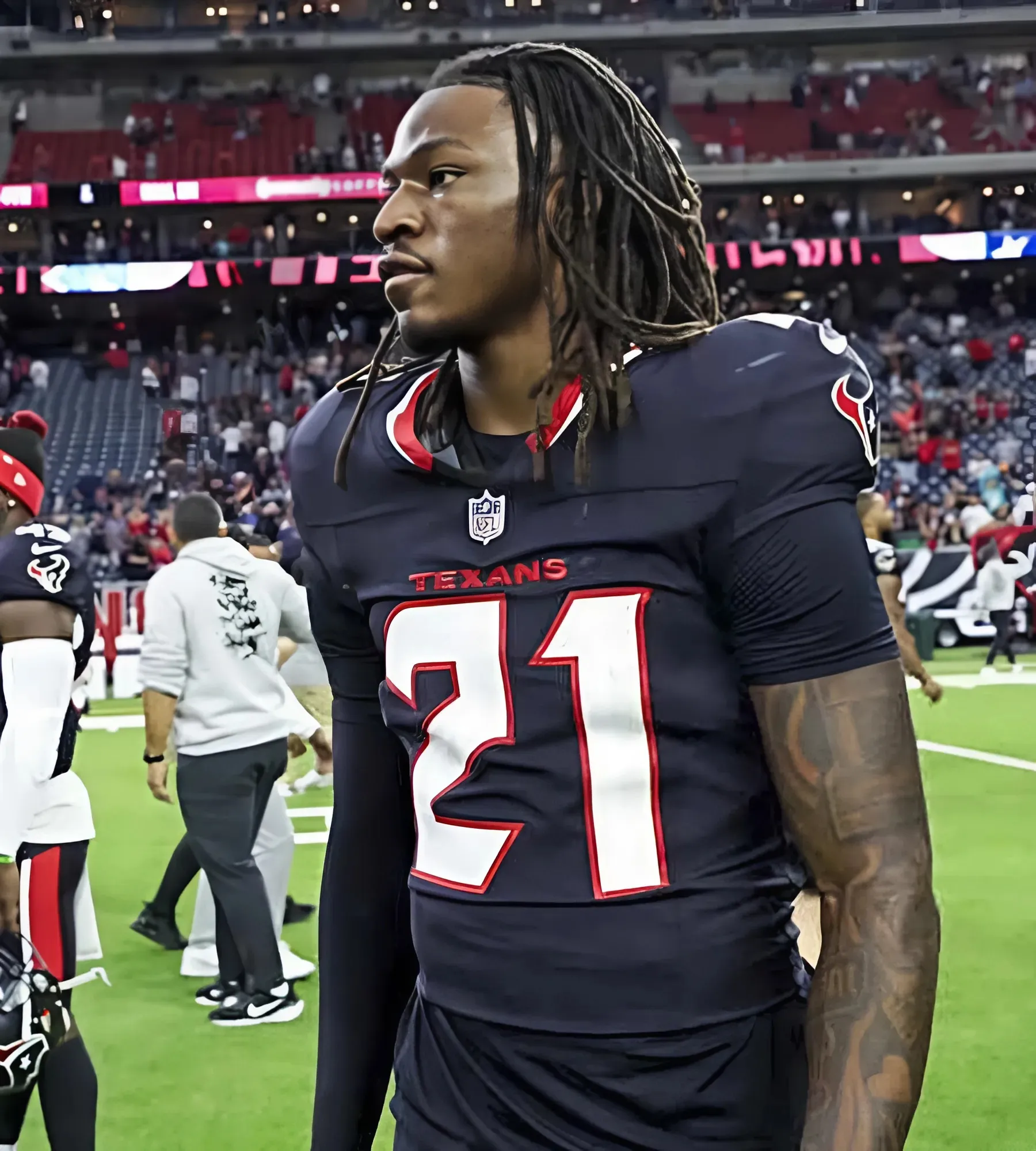 Houston Texans DB Makes Interesting Number Change