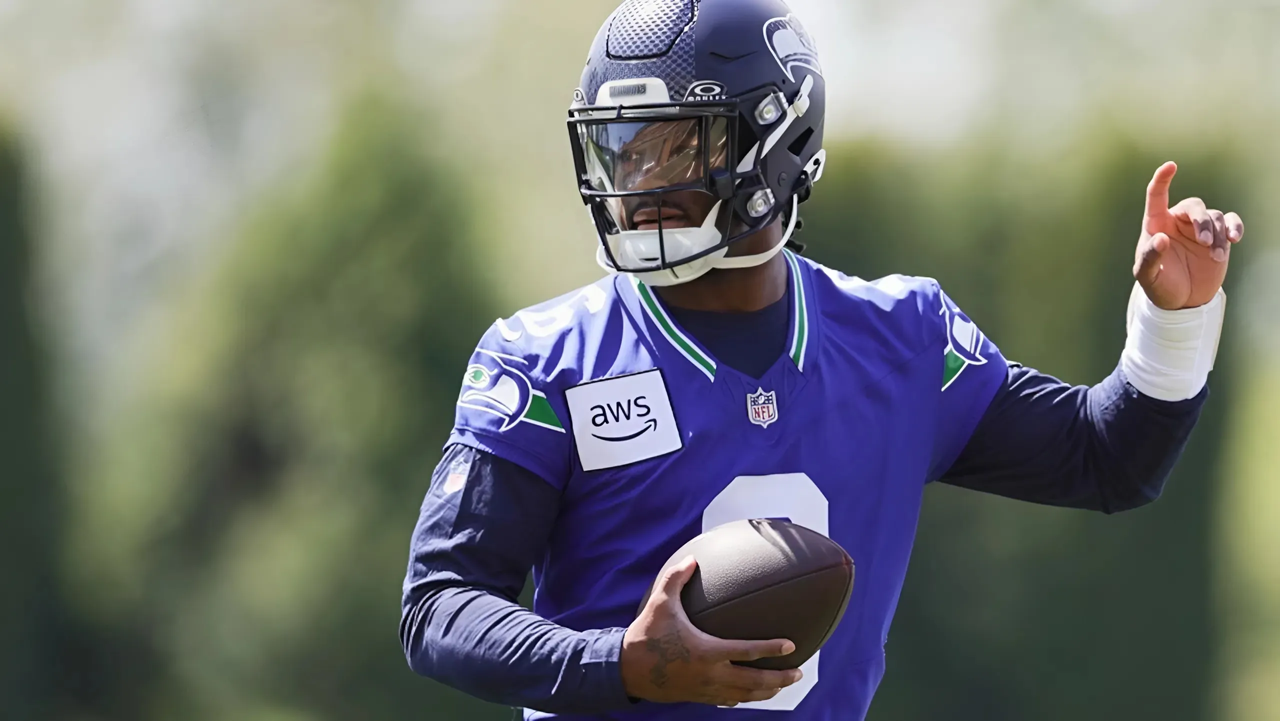 Seattle icon from Alabama rooting for Seahawks’ new Crimson Tide hope