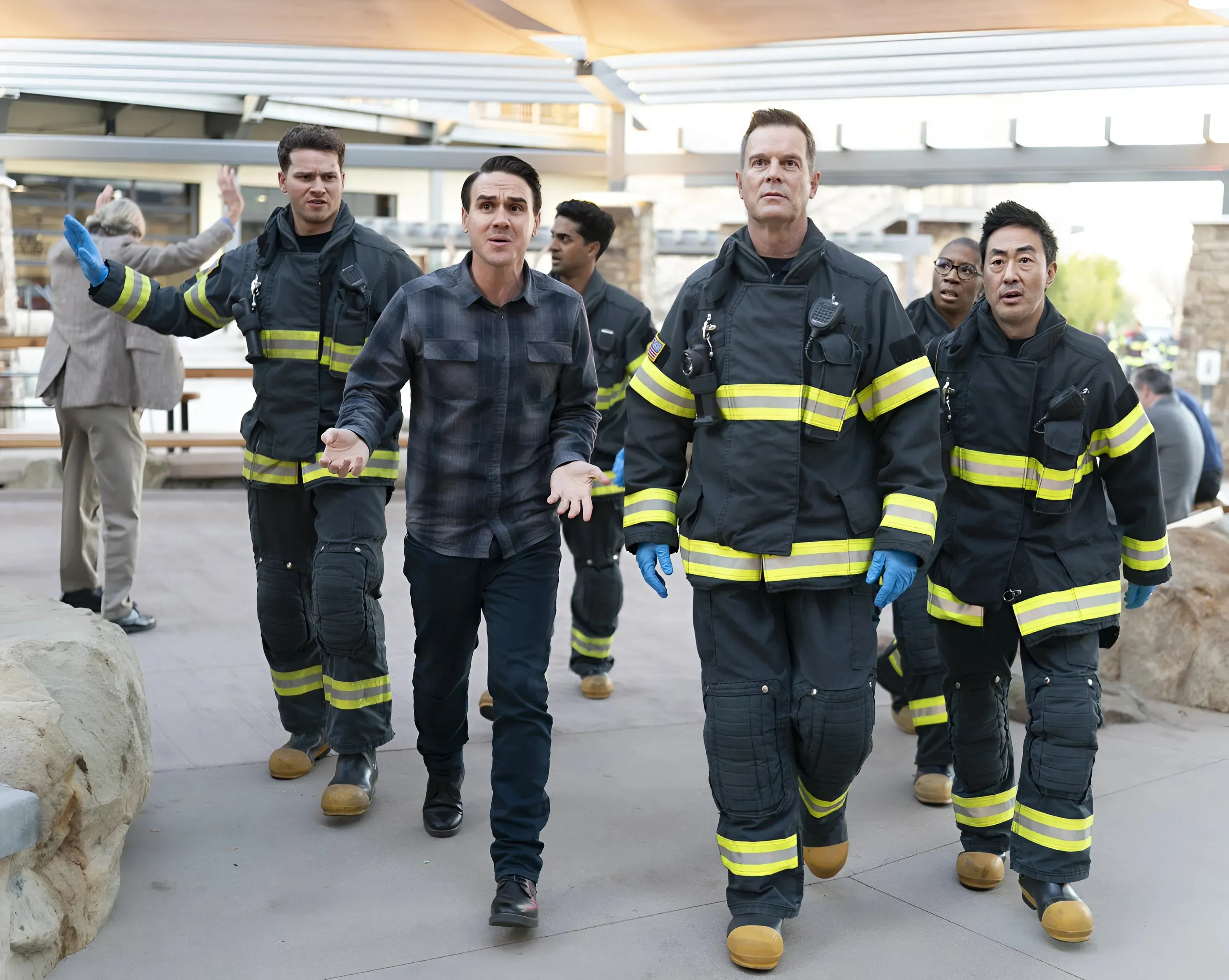 ‘9-1-1’ Star Recalls “Lying Through My Teeth” About a Fake-Out Script