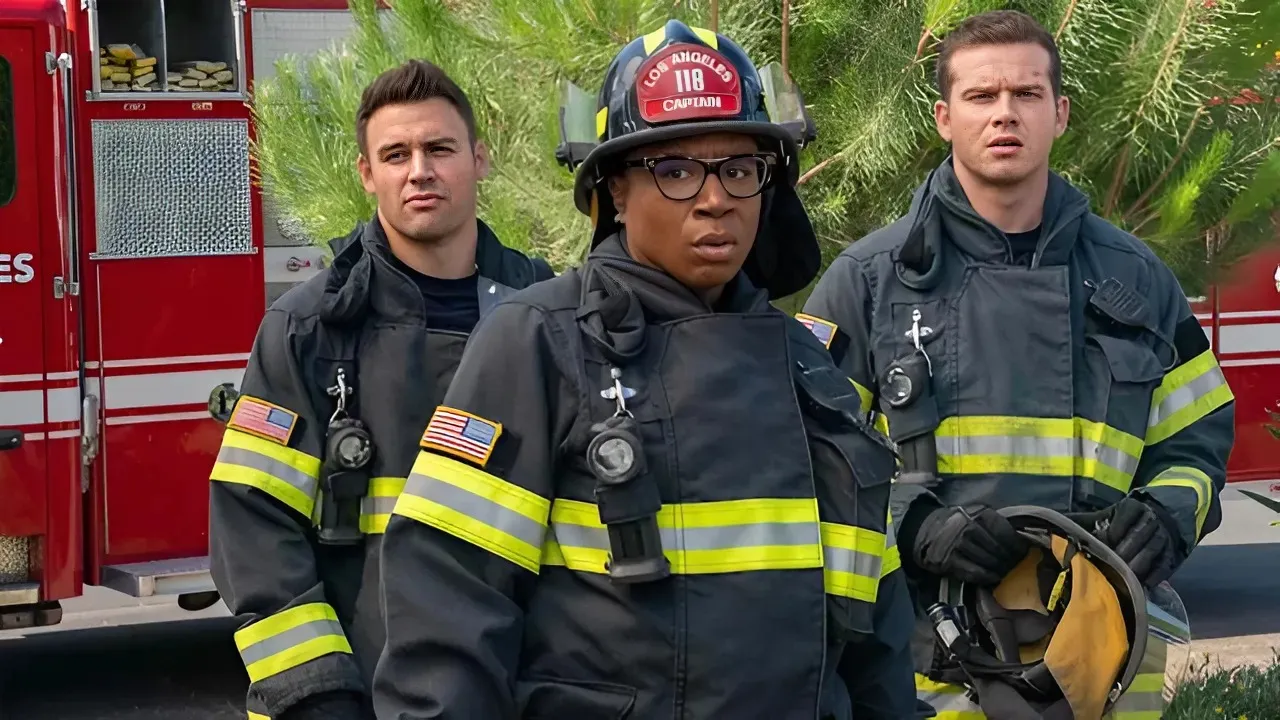 ‘9-1-1’: Oliver Stark & Aisha Hinds Share Hopes for ‘Mature Buck’ & Hen’s Family in Season 9