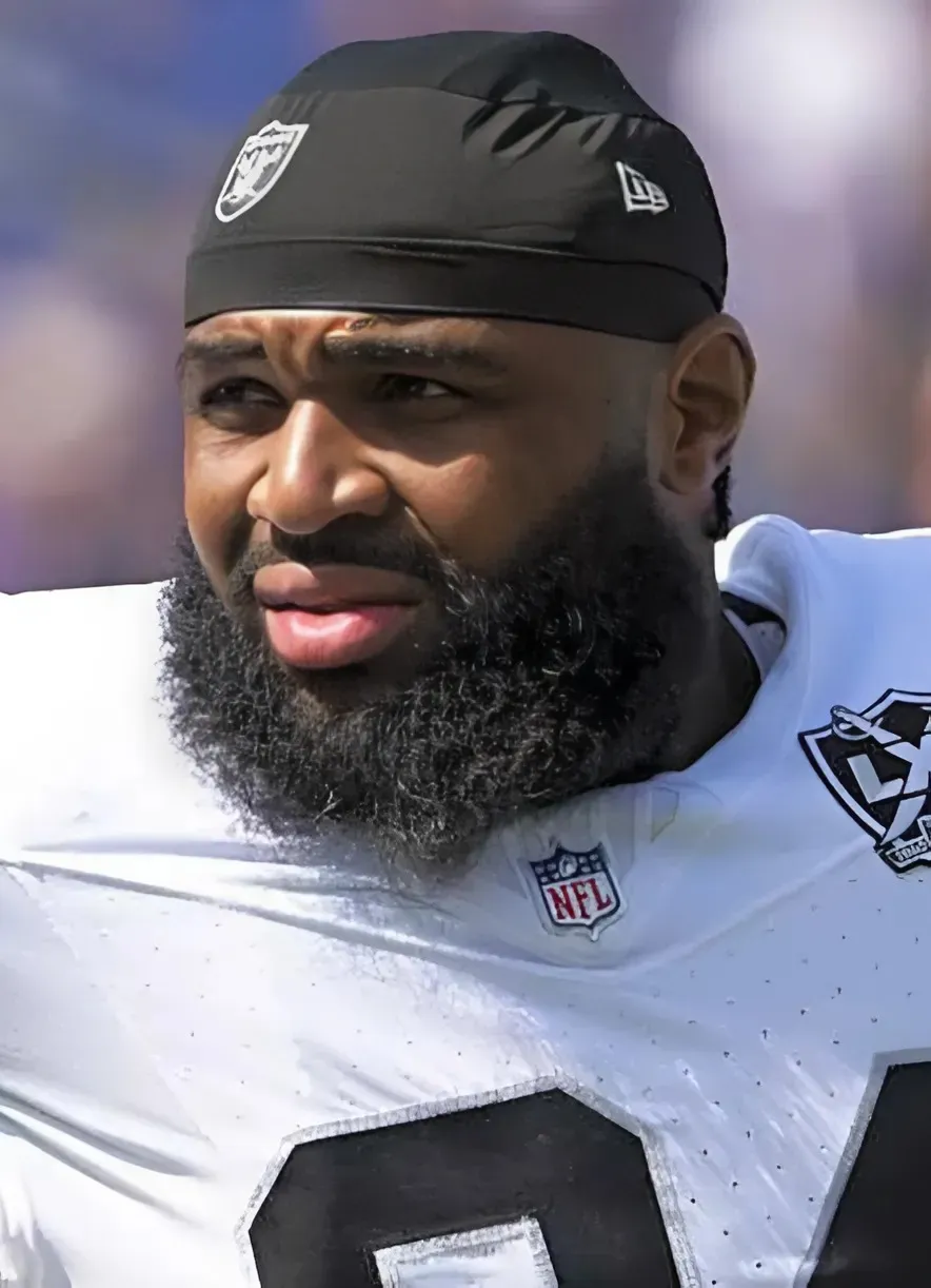 Should Raiders Sign DT While Wilkins Recovers?