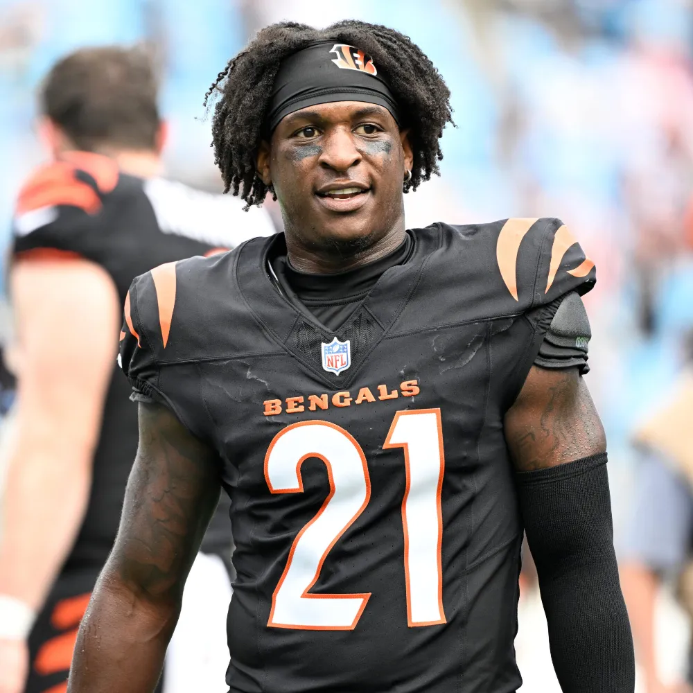Raiders set to spend $24 million to shore up porous defense – target NFL's No. 1 defensive star! - suong Raiders set to spend $24 million to shore up porous defense – target NFL's No. 1 defensive star! - suong