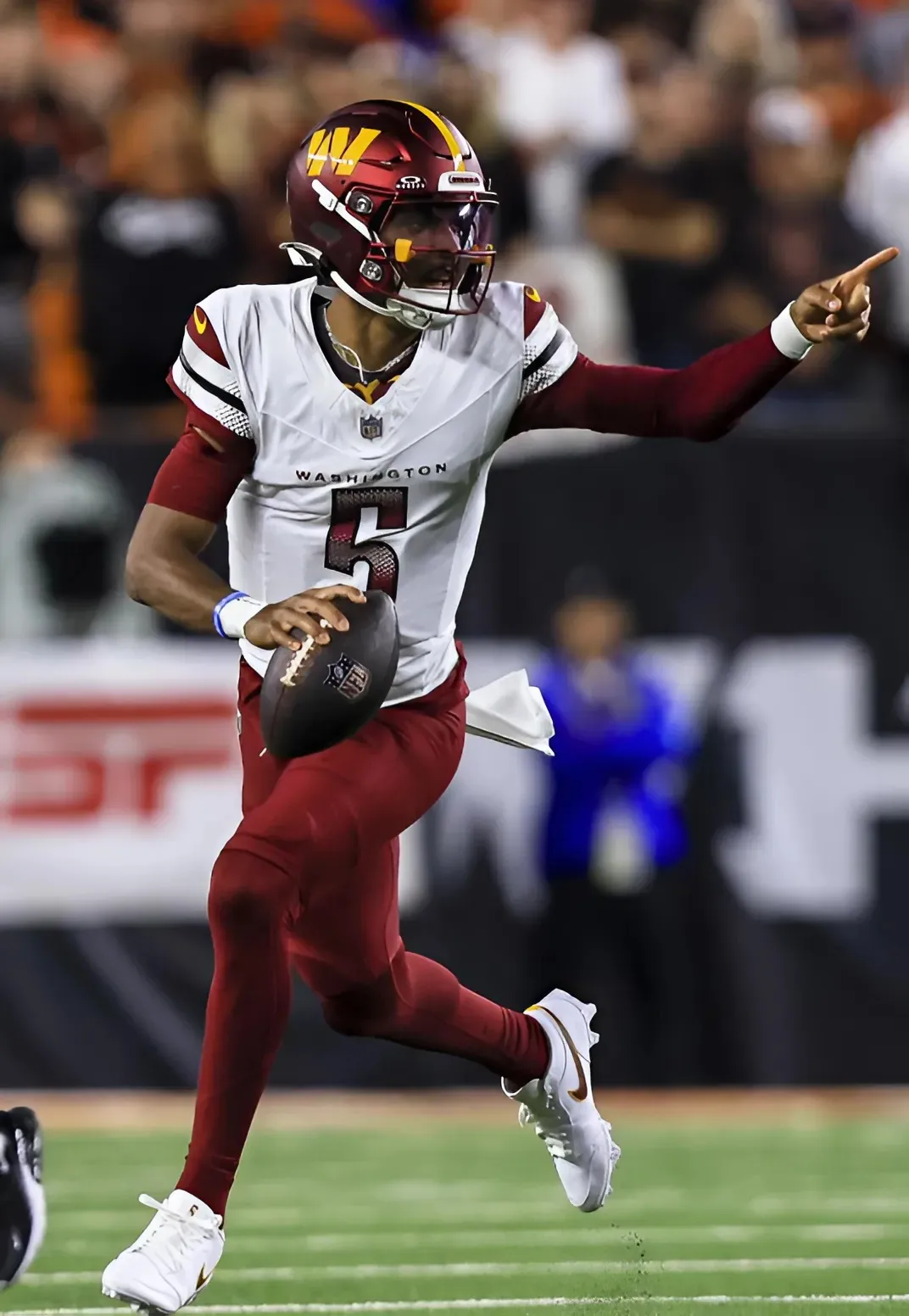 Commanders learning from Texans' mistakes with their young QB