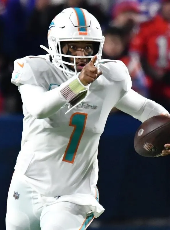Dolphins-Eagles blockbuster trade sends $84 million veteran to Philadelphia in 'no-brainer' deal