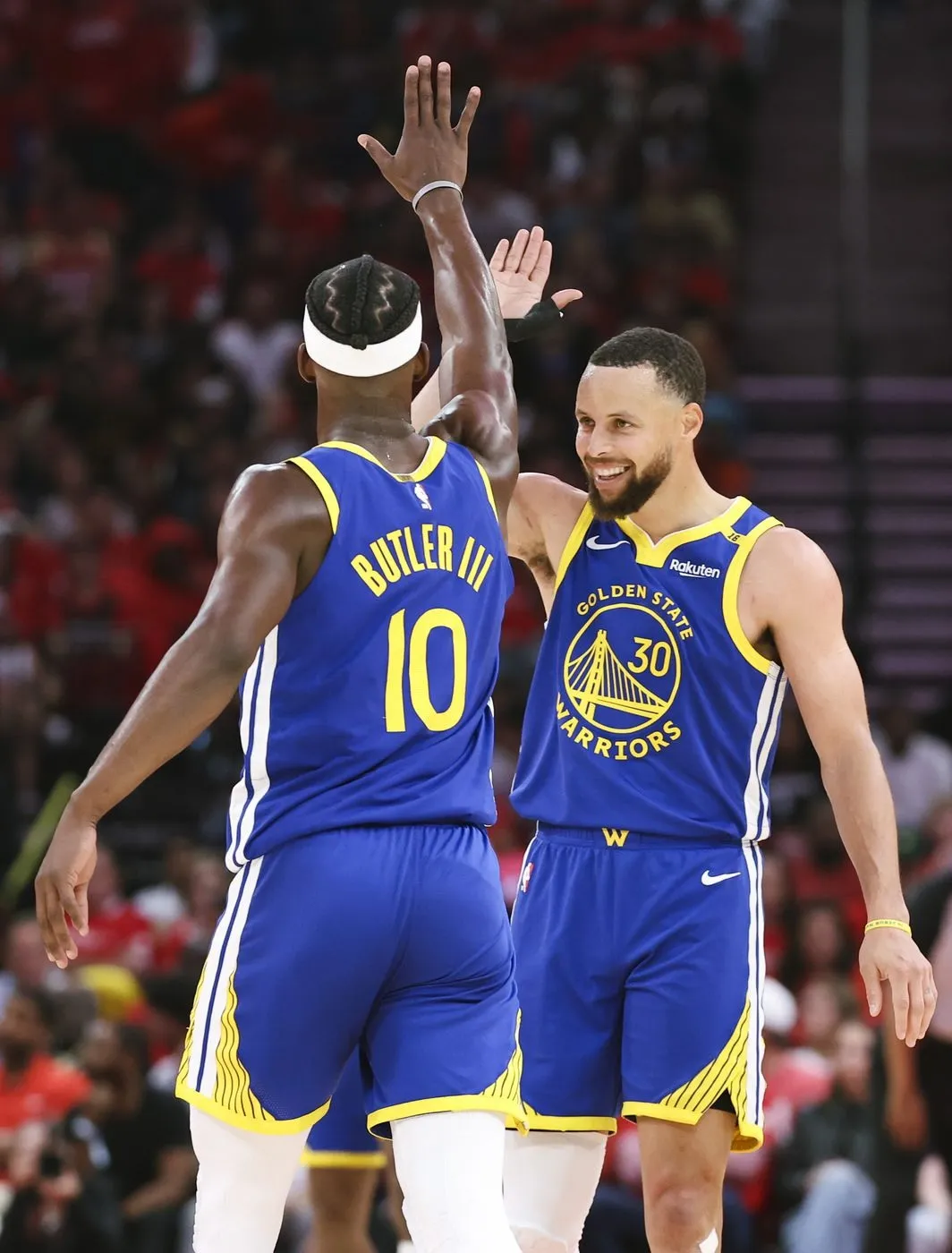 Warriors Linked to Surprising Free-Agent Move for Former MVP