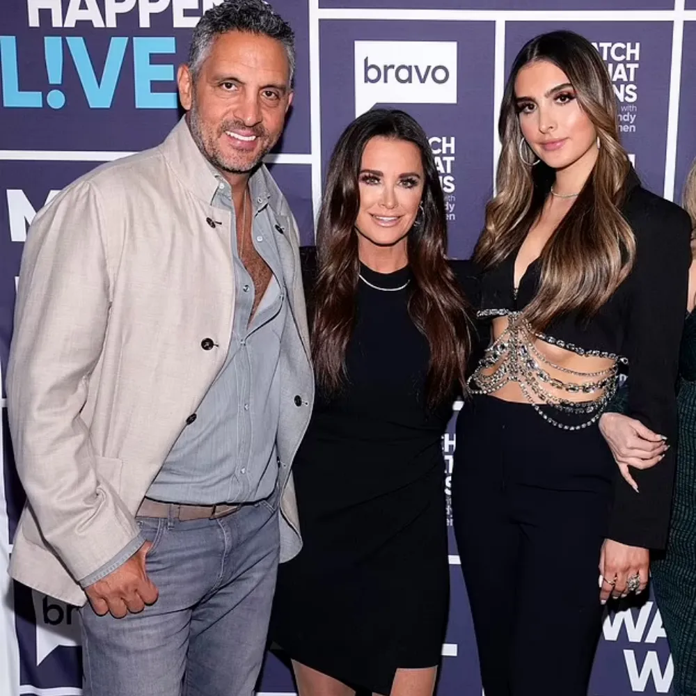 Sophia Umansky Proves She’s Kyle Richards' Lookalike in a Stunning Photo: “Dad’s Genes Didn’t Even Try” - suong
