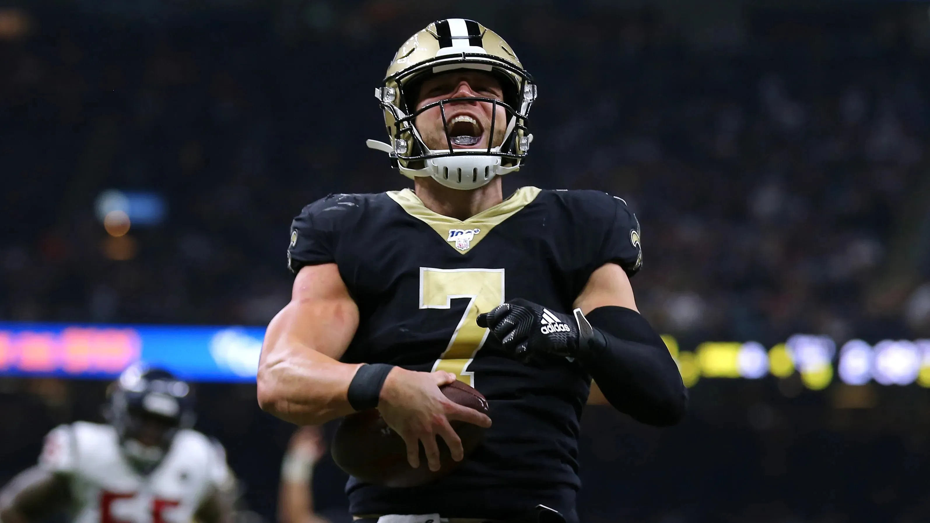 Saints TEs Taysom Hill, Foster Moreau out of OTAs with knee injuries