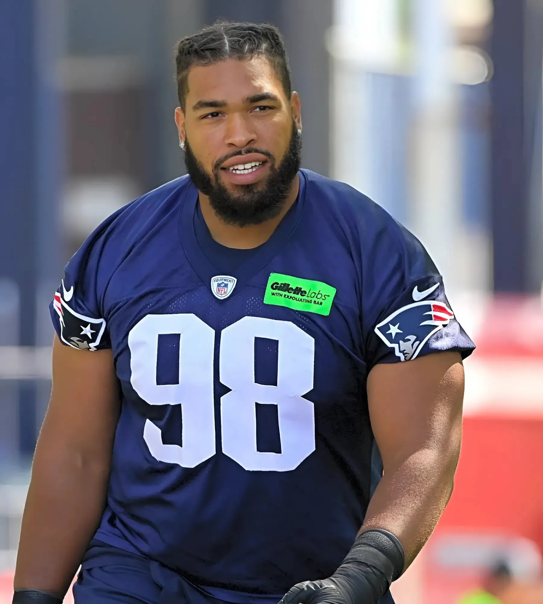 Commanders re-sign DT Carl Davis to bolster depth