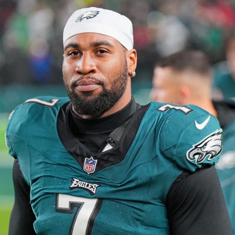 Haason Reddick SNUBS Buccaneers’ First Practice After Big-Money Move – and It’s Proving Why Eagles GM Howie Roseman Always Stays One Step Ahead in Contract Game - suong