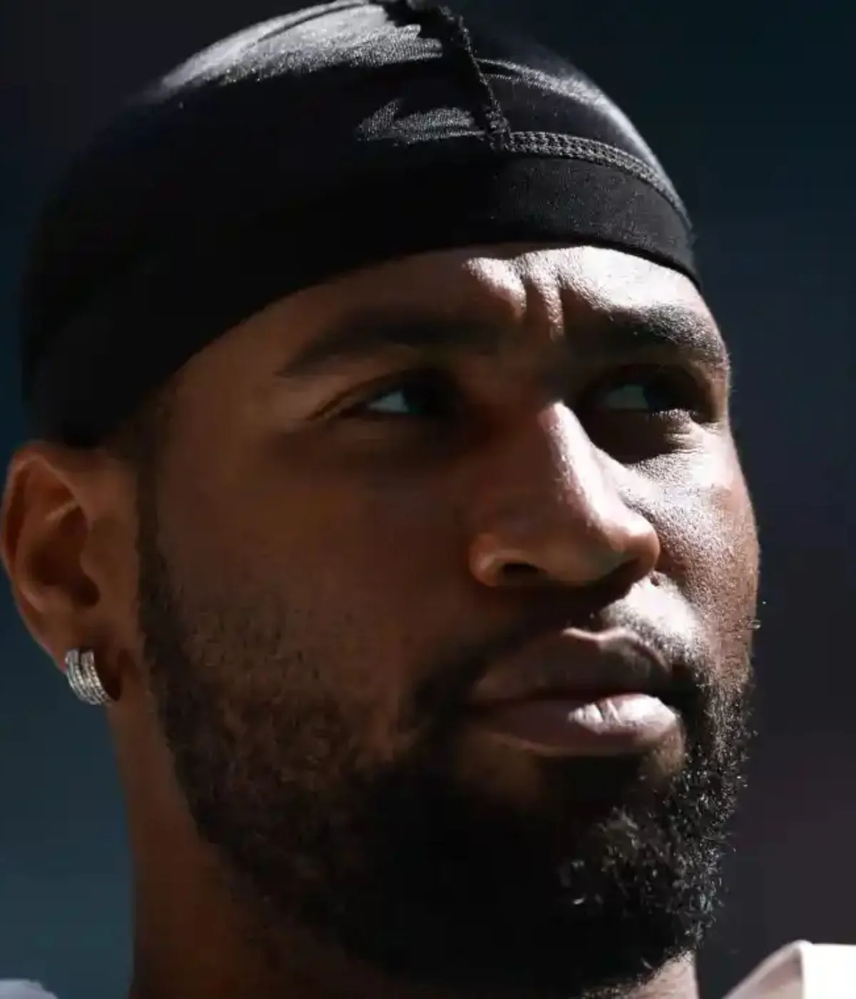 Controversial Former Eagles Star Skips Start of OTAs With New Team