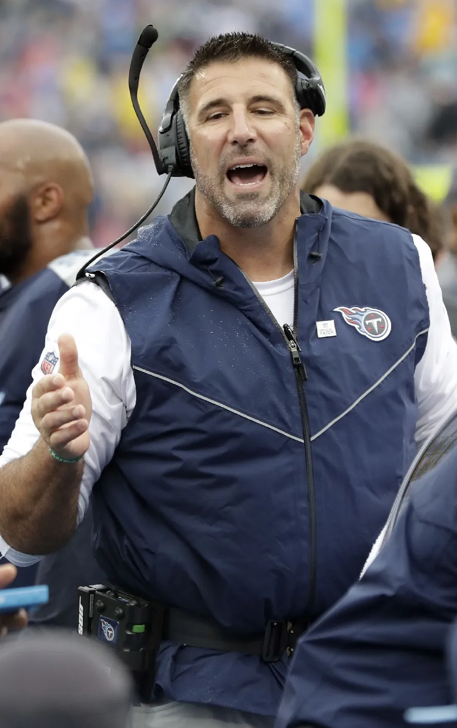 Deja Vu? Patriots’ Mike Vrabel Predicted to Win Coach of the Year for Second Time