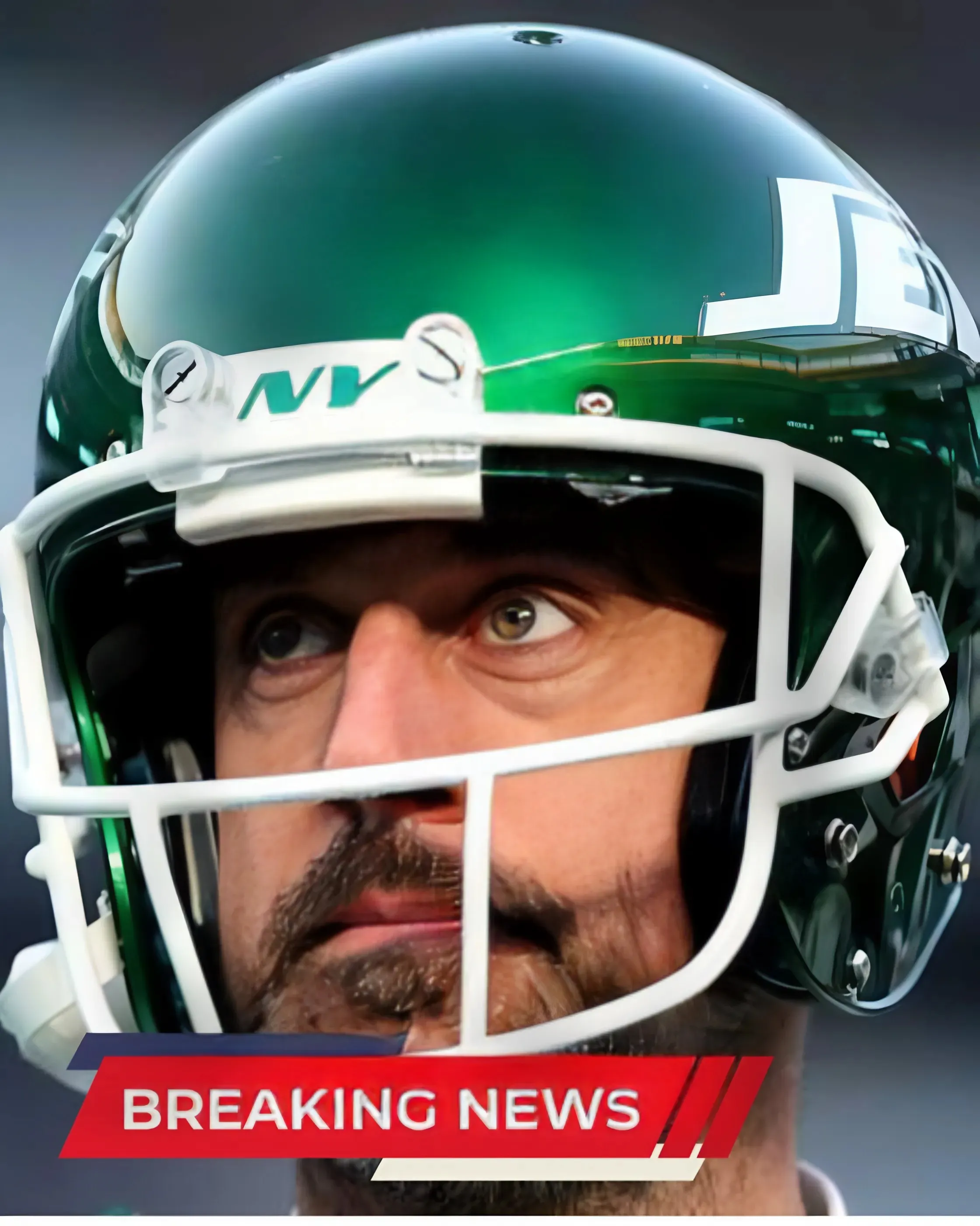 NFL Hall of Famer Rips Former Team’s Pursuit Of Aaron Rodgers
