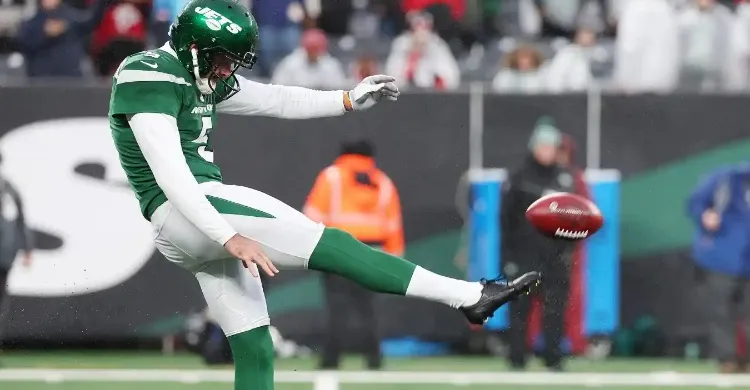 49ers Sign Super Bowl Winning Punter